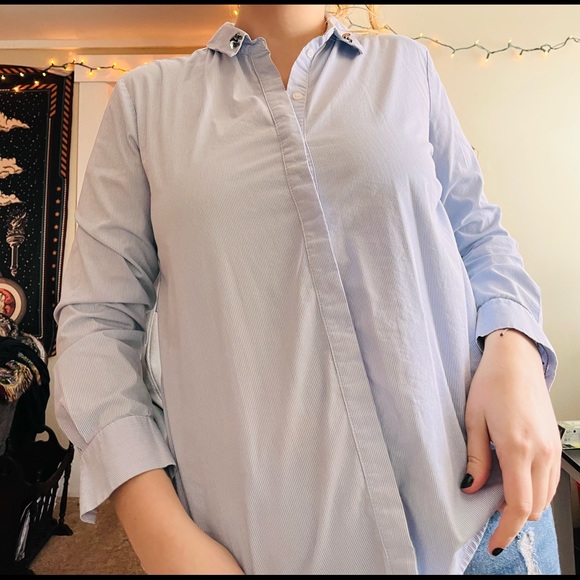 H&M Blue Pinstripe Button Up - Picture 3 of 6